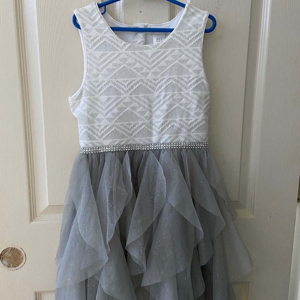 White and grey dress. Only worn once